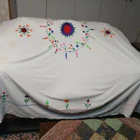 پارچه قدیمی گلدوزی شده بادست