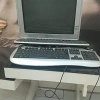 مانیتور و کیبورد