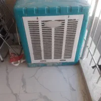یک کولر آبی 3500