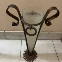 گلدان ایستاده
