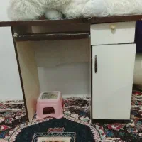 میز کامپیوتر سالم