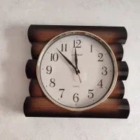 ساعت دیواری