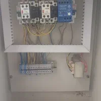 تابلو برق برای بالا بر