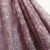پرده گیپور دوخته شده و آماده مناسب برای اتاق خواب