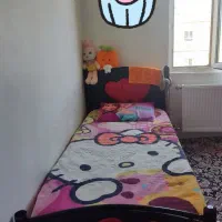 تخت دخترانه