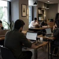 ادمین،تولید محتوا،ادیتور،ساخت تبلیغات