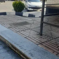 همکار آقا خدماتی