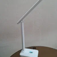 چراغ مطالعه مدرن