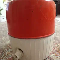 کلمن قدیمی و بشقاب قدیمی