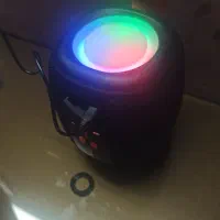 اسپیکر با کیفیت با رقص نور