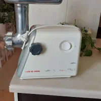 با سلام چرخ گوشت توشیوا موتور سالم