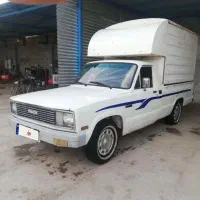 مزدا 1600 تک کابین