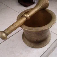 هاونگ قدیمی برنجی