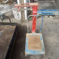 باسکول یه تن و سنگی