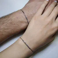 بدون اینکه کسی بفهمه، اسمشو بنداز دستت