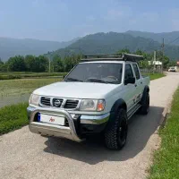 نیسان پیکاپ خیلی تمیز