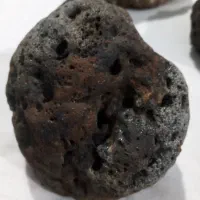 تعدادی سنگ