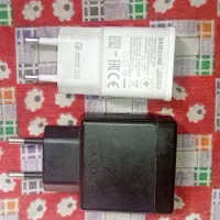 شارژر سونی و سامسونگ هر دو ۵ ولت هستند