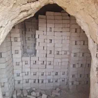 ارسال بدون واسطه آجر زبره کد001 (فشاری گری)