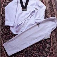 لباس تکواندو در حد نو