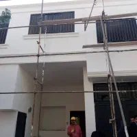 شاگرد نقاشی  ساختمان