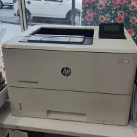 استخدام خانم (مسلط به امورکافینت)
