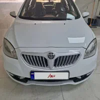 برلیانس H330 اتوماتیک مدل ۹۶در حد صفر فروش فوری