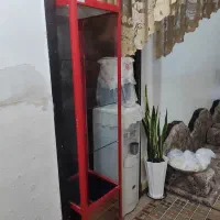 استند شیشه ای