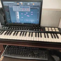 میدی کیبورد ام آدیو مدل 49کلاویه اکسیژن