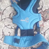 قنداق و پتو دورپیچ و آغوش مادر