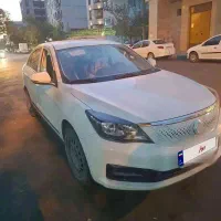 آئولوس برقی دانگ فنگ E70