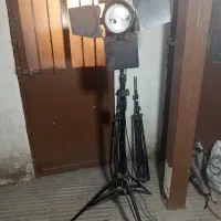 پرژکتور وسه پایه