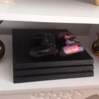 ps4 پرو اکانتی در حد نو