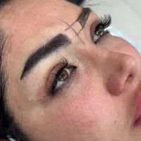 جشنواره ویژه کاشت ابرو با ۱۰ میلیون تخفیف ویژه