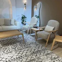 مبل راحتی مدل مینیمال//پایه چوبی