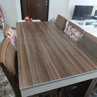 میز غذاخوری سالم ودرحد نو