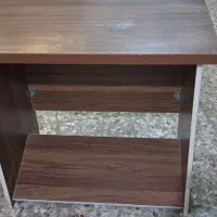 میز تحریر در حد نو