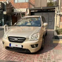 کیا کارنز 7سرنشین 2008