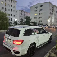 بنز gl500 مدل ۲۰۱۵