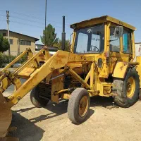 خدمات خاکبرداری با بیل بکهو و بیل مکانیکی
