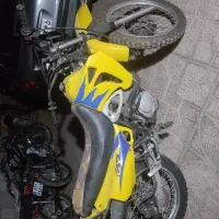 تریل200 پیشرو 84
