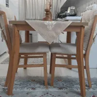 میز ناهار خوری۲ نفره چوب راش،در حد نو