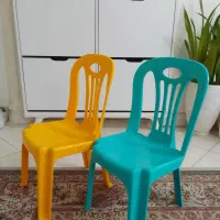 دو عددصندلی بچه پلاستیکی
