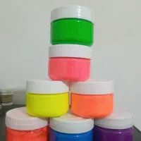 رنگ فلورسنت بلک لایت