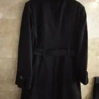 پالتو|لباس|مشهد, فارغ التحصیلان|دیوار