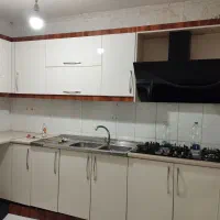 فروشی استقلال