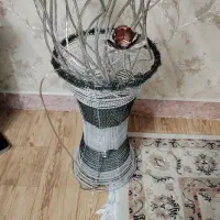 آباژور ایستاده