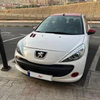 ۲۰۷ اتوماتیک