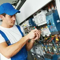 استخدام مهندس برق