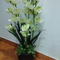 گل با گلدان